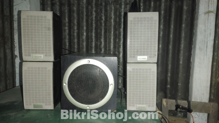 মাইক্রোল্যাব বক্স